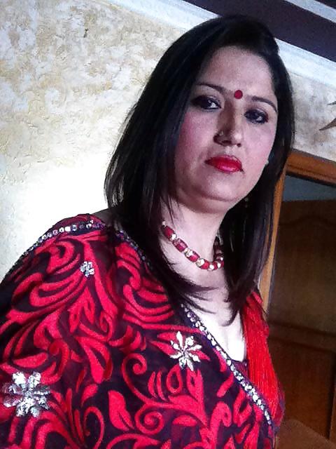 25P Sexy nepali mom SABITA THAPA