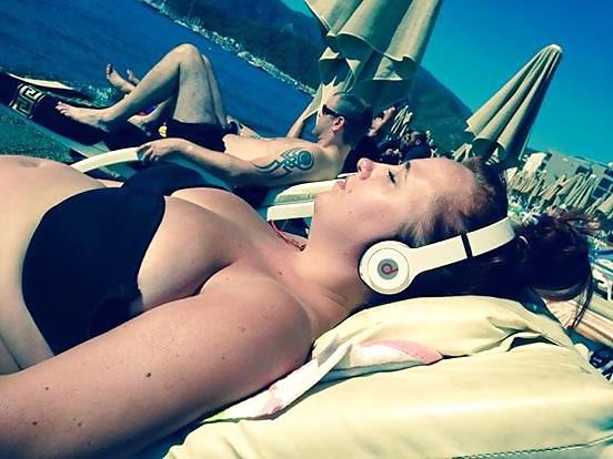 14P Would you empty your balls in fat tits chav chelsea?