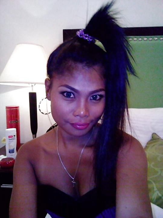 14P Thai bargirl Messy then sucks her BF for me