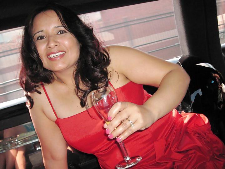 25P Sharmila kc (sexy nepali milf)