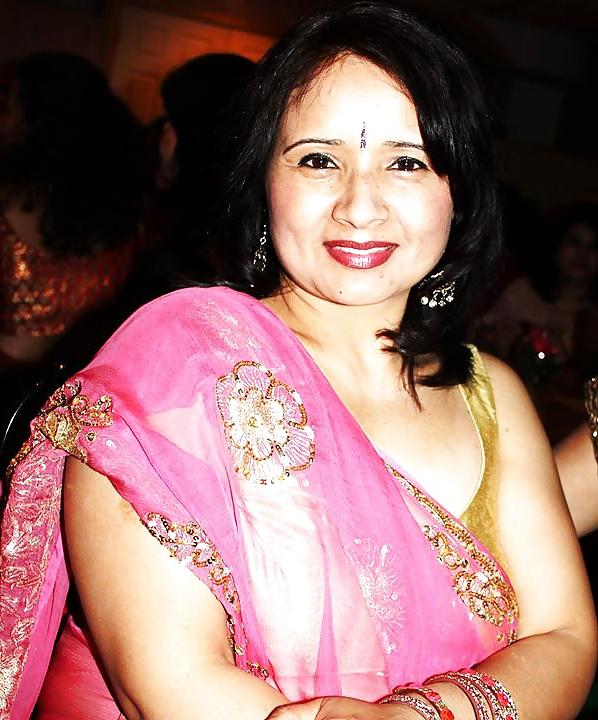 25P Sharmila kc (sexy nepali milf)