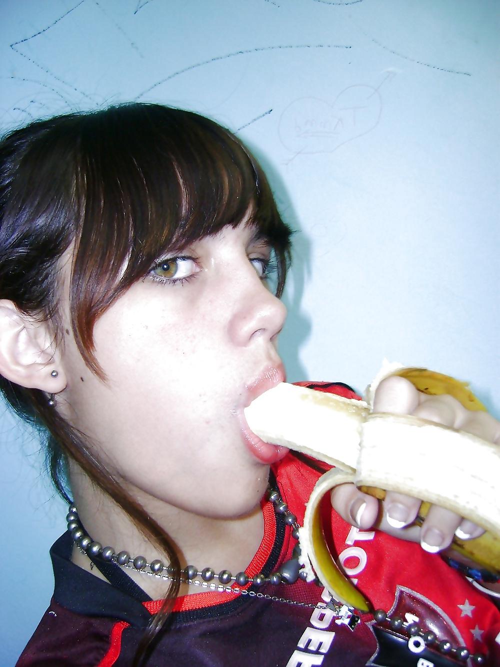 25P Banana...