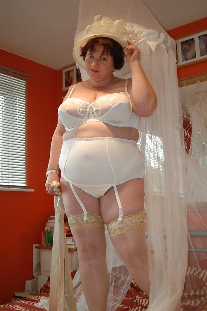 15P Mature-BBW-Ladies 559