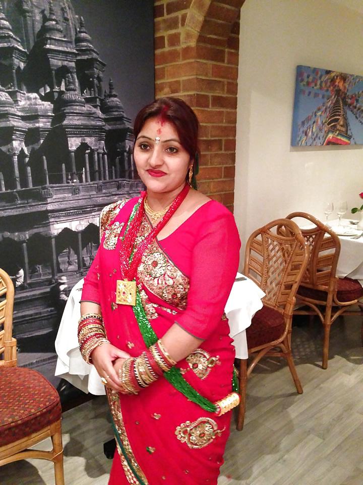 25P Sexy nepali moms (so appealing)