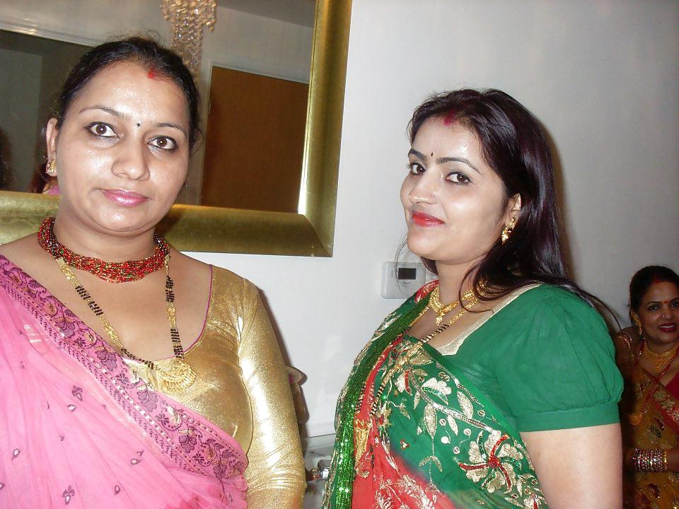25P Sexy nepali moms (so appealing)