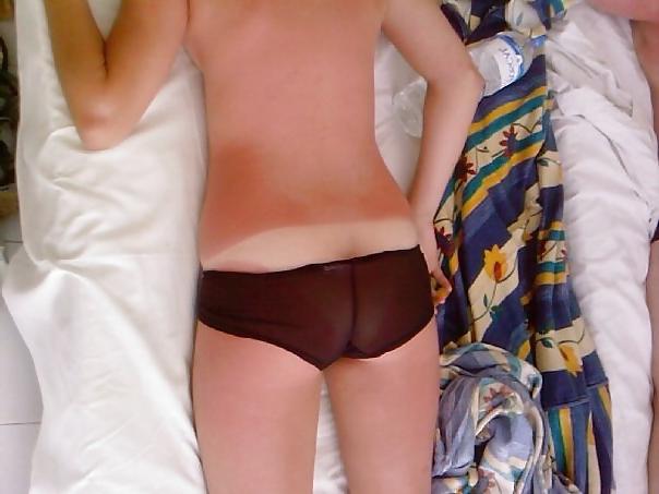 4P Teens with tan lines on ass