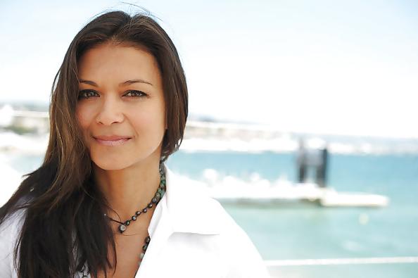 25P Anybody Else Hot For Nia Peeples?