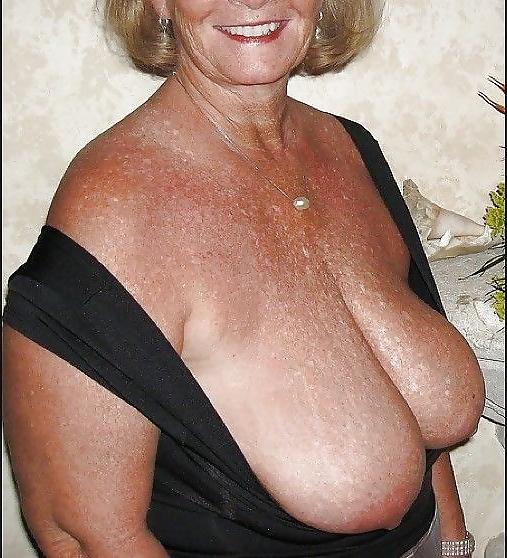 14P Mature-BBW-Ladies 580