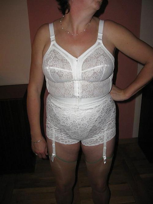 15P Mature-BBW-Ladies 558