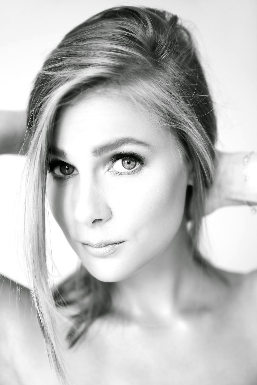 25P Marta Wierzbicka - Polish actress