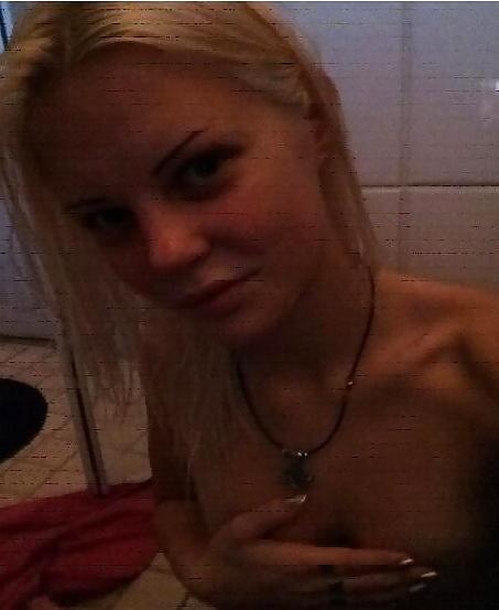 25P Sweet Tina 20 yo Amateur Tattoo whore make hard CMTS