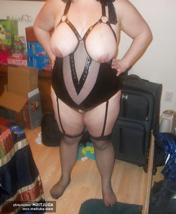 14P Mature-BBW-Ladies 588