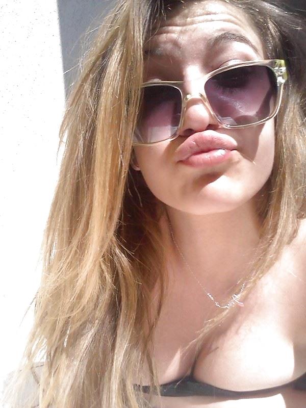 16P Clara sexy Facebook italian teen babe