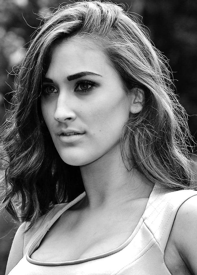7P Stunning Young Irish Girl from Cork
