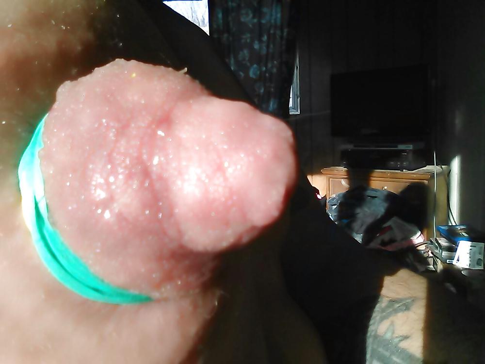 15P Pumping and beer bottle in ass !