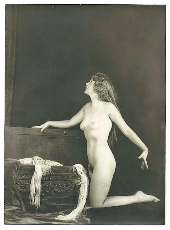 25P More vintage and B&W shots XXXII