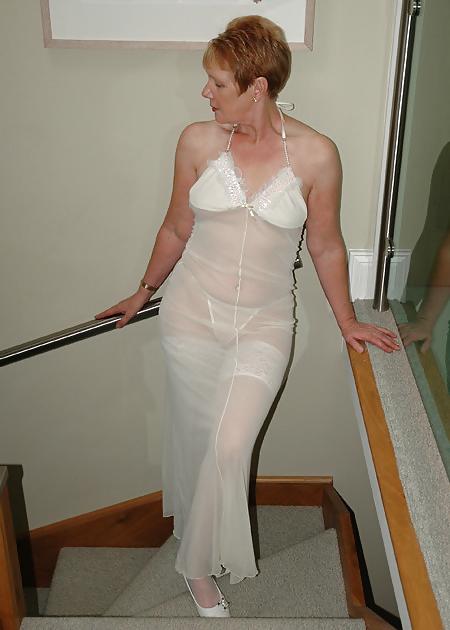 25P Mixed bag of grannies, matures, BBW , trashy sluts