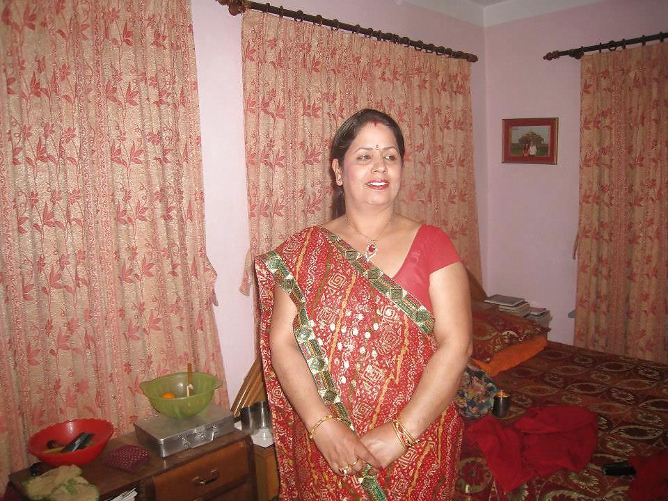 21P Shova - mature nepali mom for fuck!!