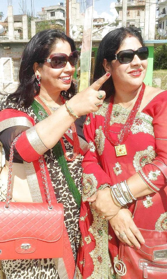 21P Shova - mature nepali mom for fuck!!