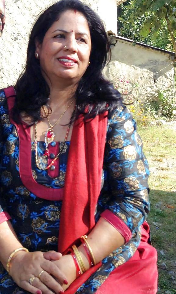 21P Shova - mature nepali mom for fuck!!