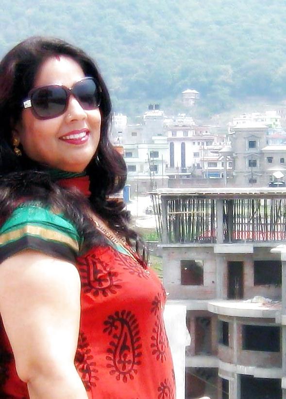 21P Shova - mature nepali mom for fuck!!