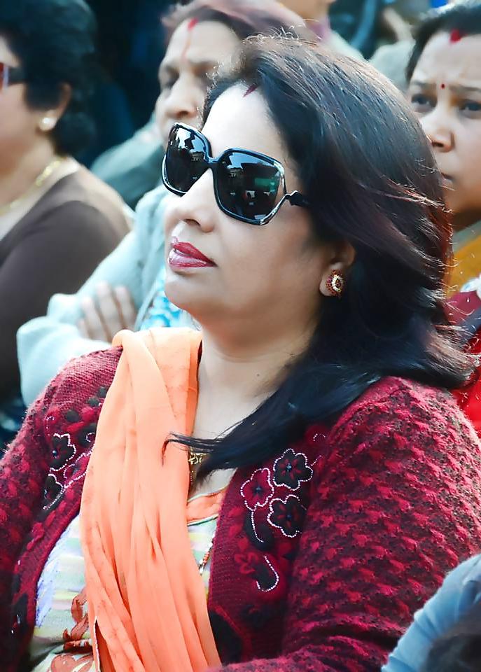 21P Shova - mature nepali mom for fuck!!