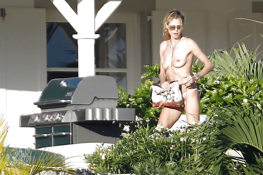 7P Heidi Klum - Topless Pics of a hot Milf to Fuck 