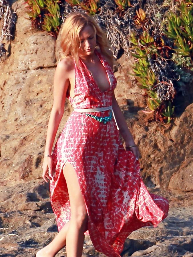 25P Blake Lively mega collection 2