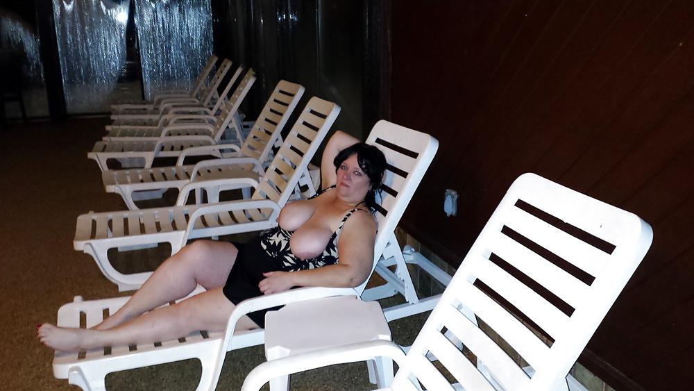 25P Mrs. MILF Slut Showing off T&A Again...Pool Side