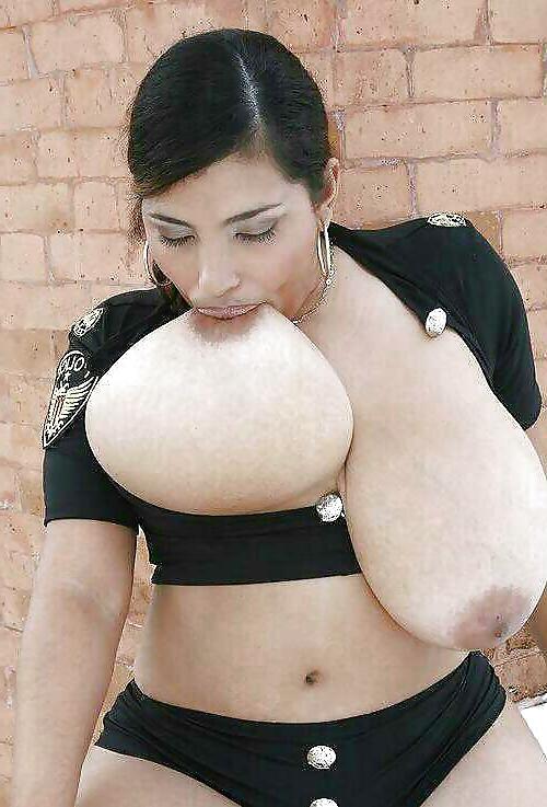 25P Mega tits 10