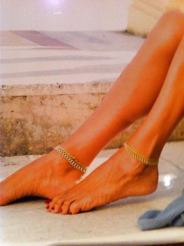 25P Celebrity Piedi