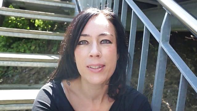 25P SDRUWS2 - ADELINE LAFOUINE - SWISS PARLIAMENT WORKER