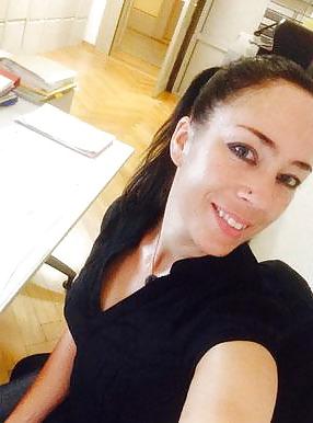 25P SDRUWS2 - ADELINE LAFOUINE - SWISS PARLIAMENT WORKER