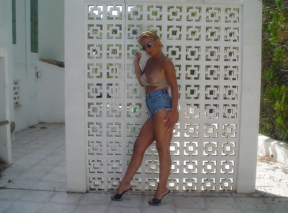 25P PAOLA  piercing milf