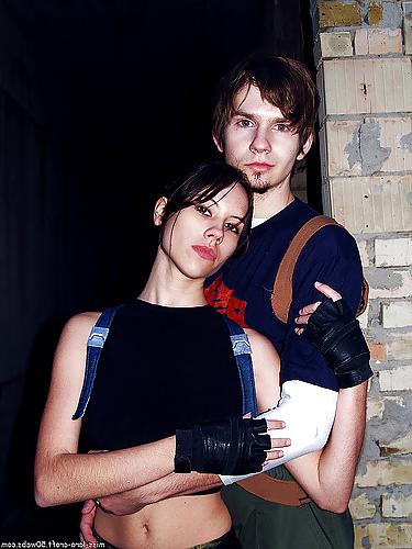 25P Lara Croft & Kurtis Trent