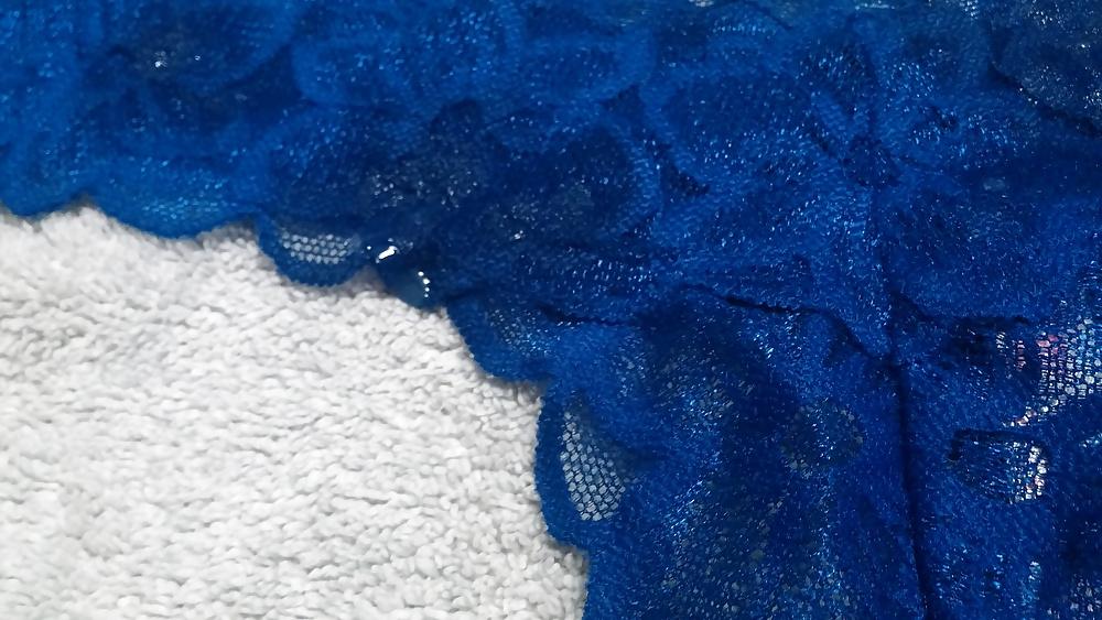 25P 34 Year Old has new boyfriend... And new Panties!