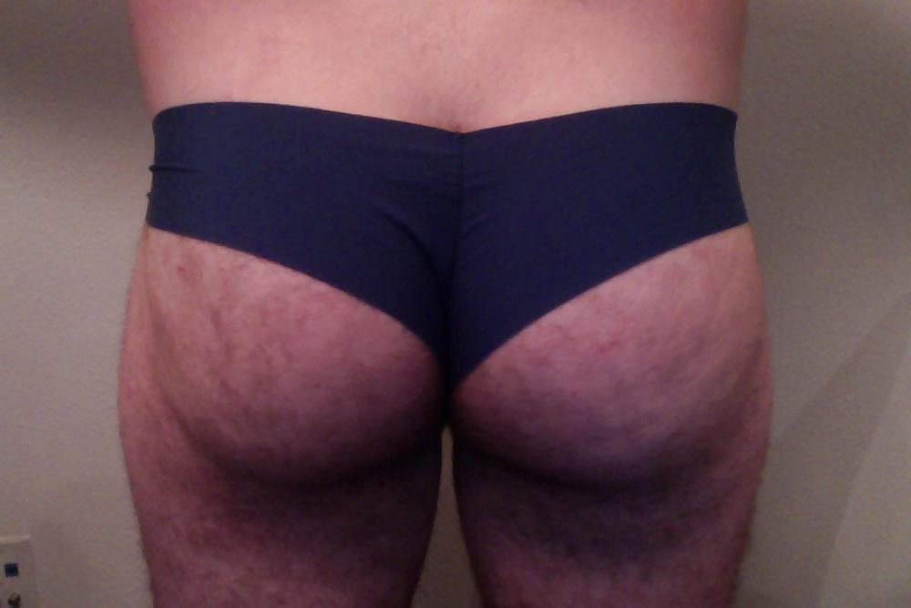 25P 34 Year Old has new boyfriend... And new Panties!