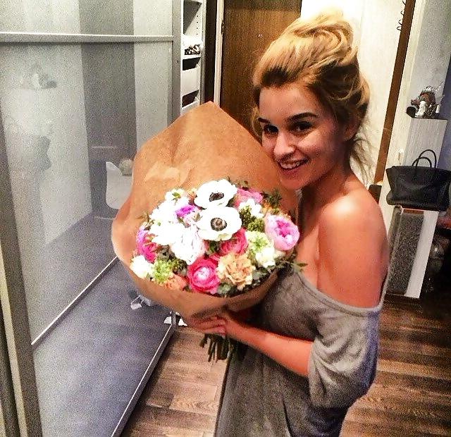25P Stunning & Sexy Armenian Woman and her Russian Boyfriend #6