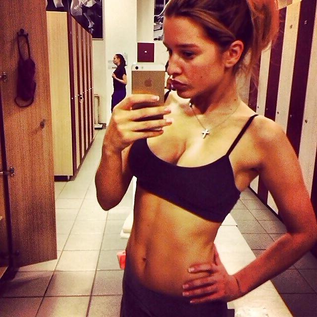 25P Stunning & Sexy Armenian Woman and her Russian Boyfriend #8