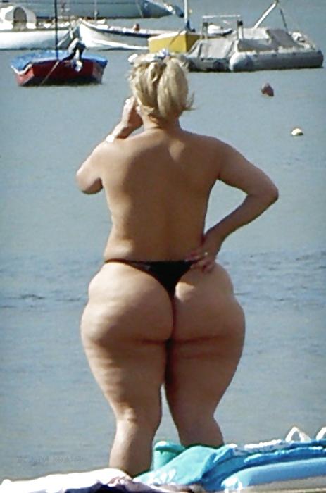 25P I LOVE Pear Shaped Matures