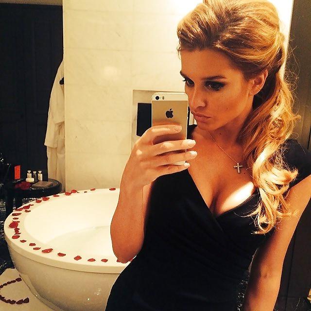 24P Stunning & Sexy Armenian Woman and her Russian Boyfriend 10