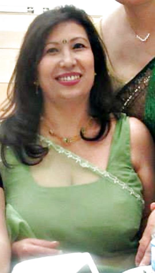19P Frau Deepa Pradhan (nepalesische MILF)