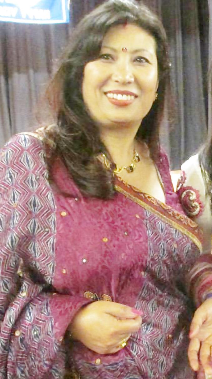 19P Frau Deepa Pradhan (nepalesische MILF)