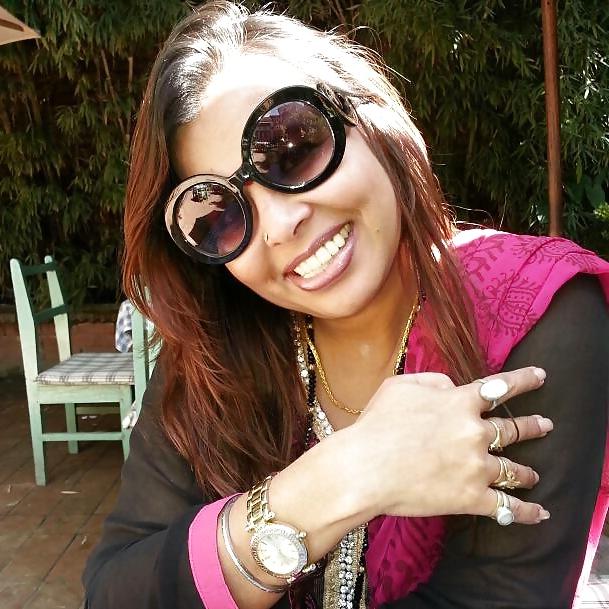 19P Mrs Neeta ( sexy nepali milf for fuck)