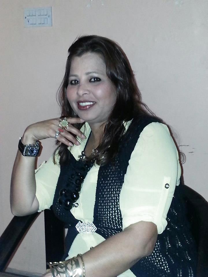 19P Mrs Neeta ( sexy nepali milf for fuck)