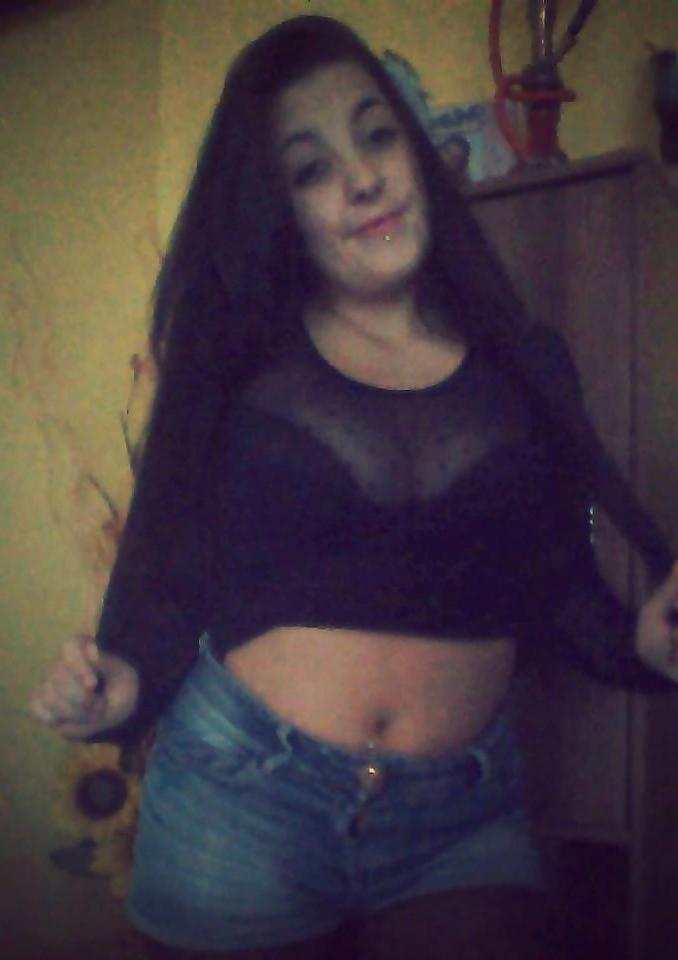 25P Portuguese naughty girl friends