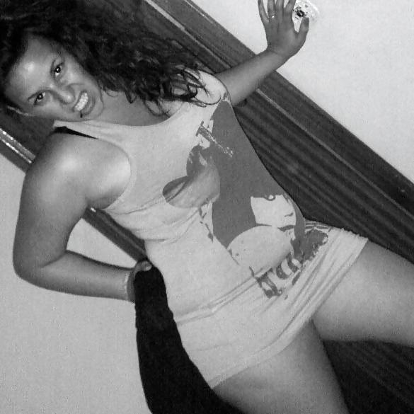 25P Portuguese naughty girl friends