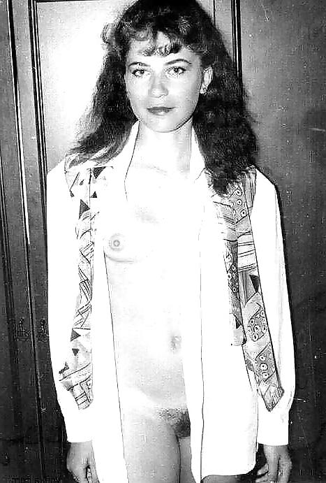 25P Vintage russian girls