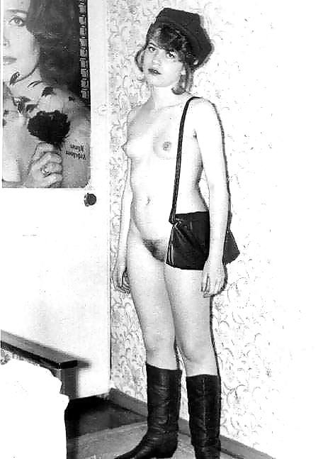 25P Vintage russian girls