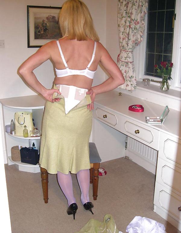 25P Beautiful milf andrea